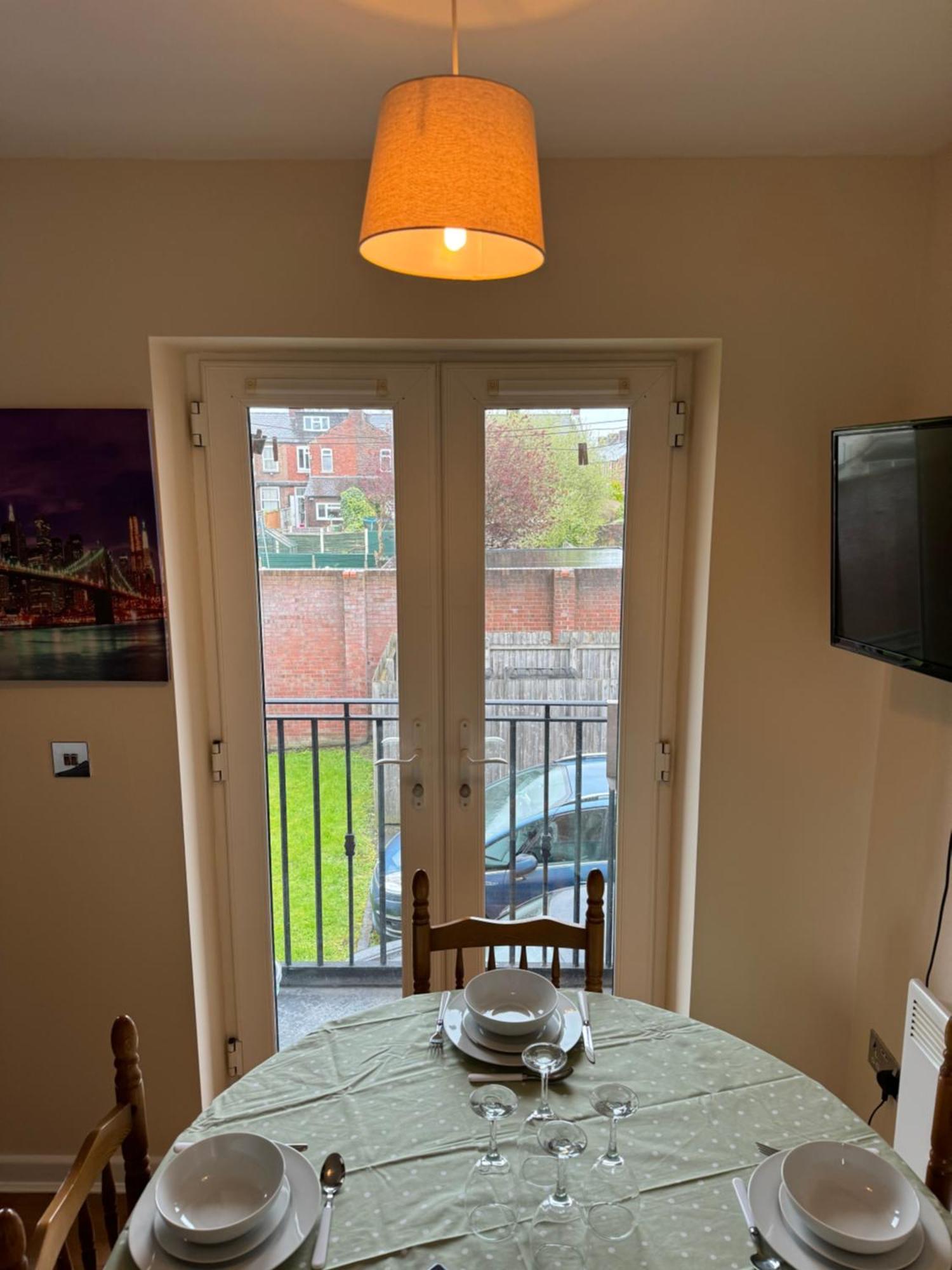 Modern, Quiet, Sleeps 9, Etihad, Coop Live, Manchester Extérieur photo