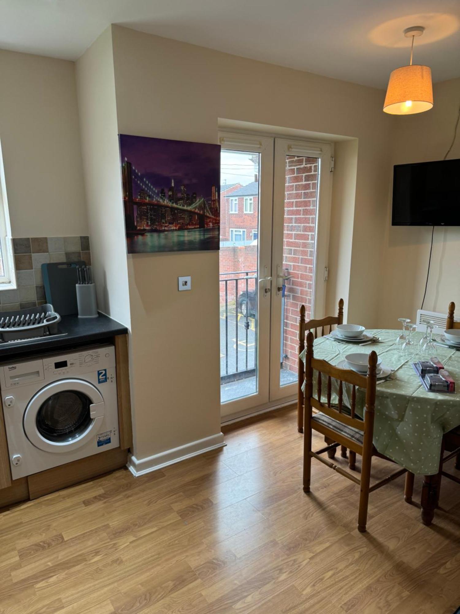 Modern, Quiet, Sleeps 9, Etihad, Coop Live, Manchester Extérieur photo